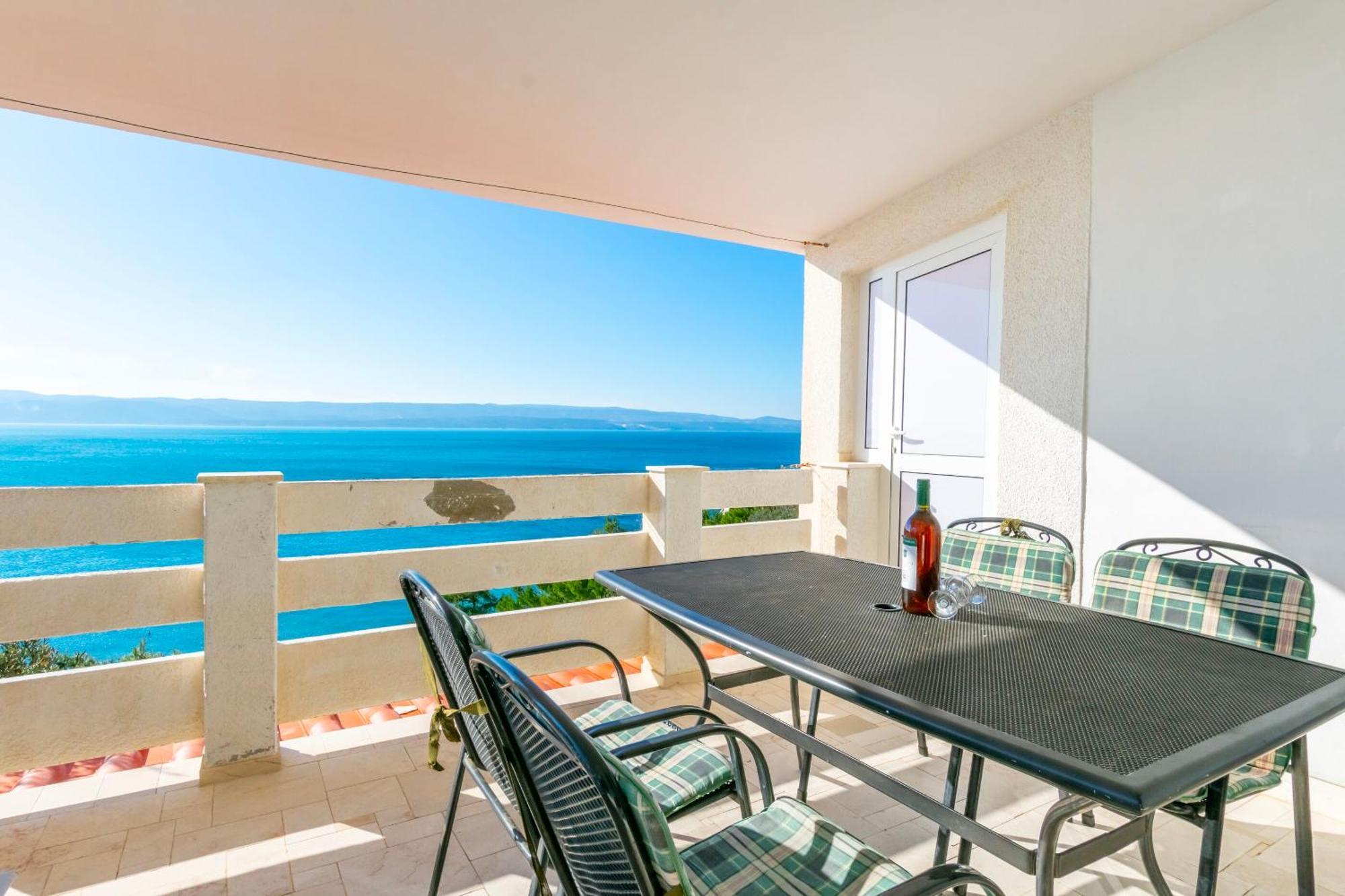 Apartments Ivo - Sea View; 皮萨克 外观 照片