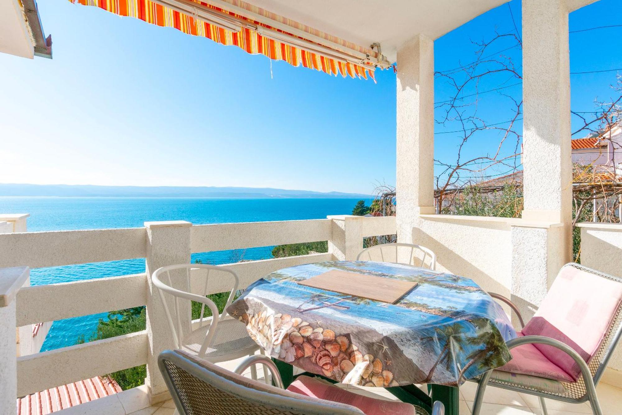 Apartments Ivo - Sea View; 皮萨克 外观 照片